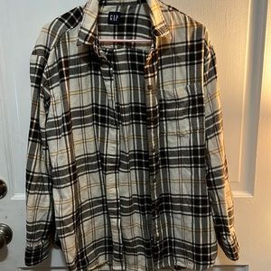 Gap button shirt